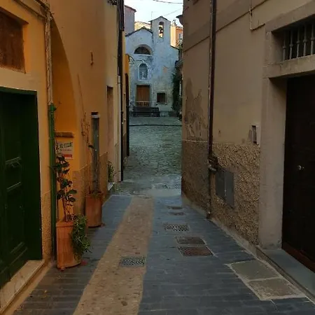 La Terrazza Nel Borgo * Fezzano (Liguria)